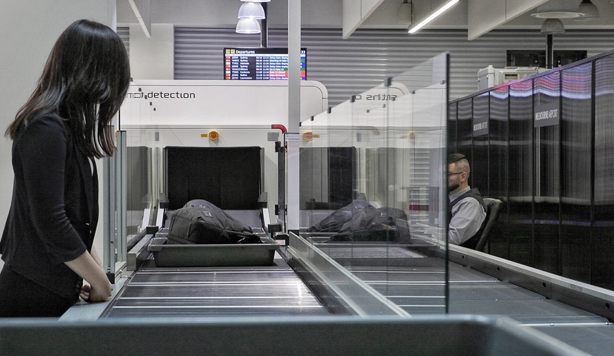 Airport Scanner Smiths Detection