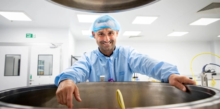 Smiths Interconnect Employee Hairnet